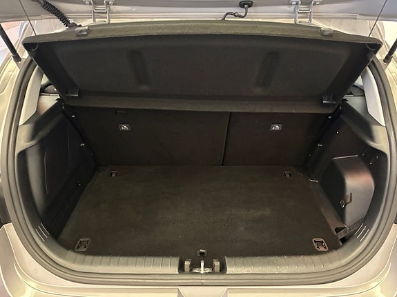 Hyundai i20 8 of 17