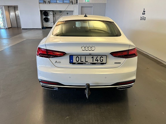 Audi A5 4 of 12
