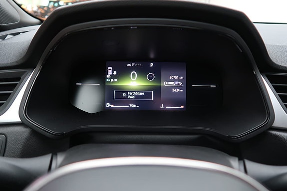 Renault Captur 8 of 13