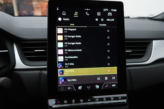 Renault Captur 10 of 13