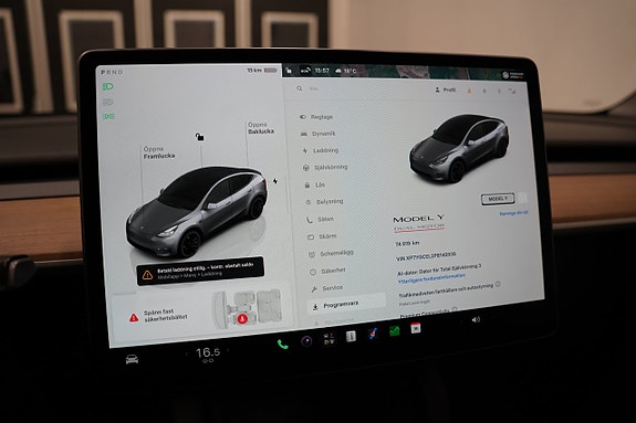 Tesla Model Y 16 of 24