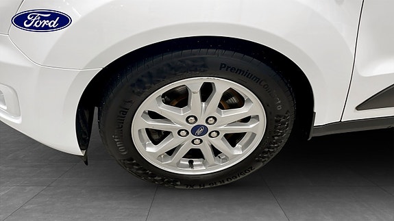 Ford Transit Connect 9 of 9