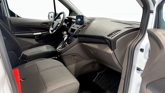 Ford Transit Connect 3 of 9