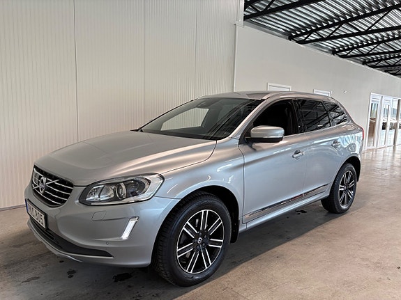 Volvo XC60 4 of 26