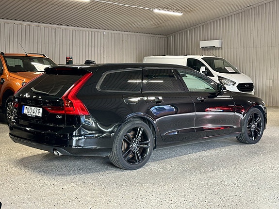 Volvo V90 4 of 30