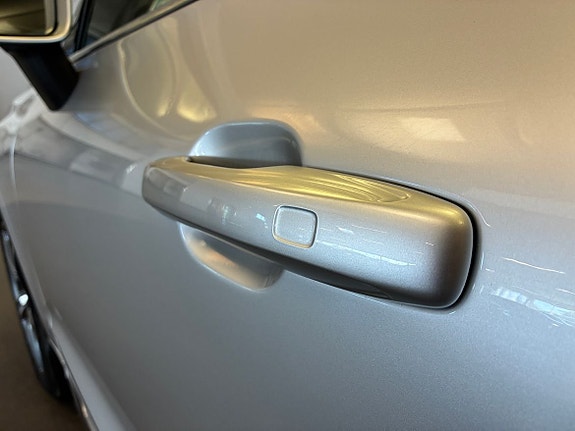 Volvo XC60 9 of 21