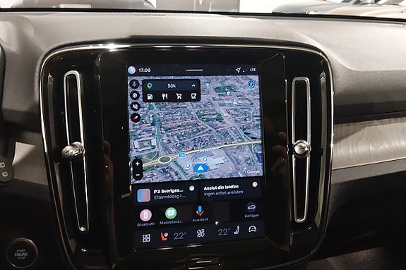 Volvo XC40 14 of 20