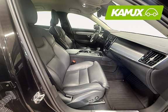 Volvo S90 14 of 23