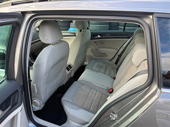 Volkswagen Golf I 9 of 12