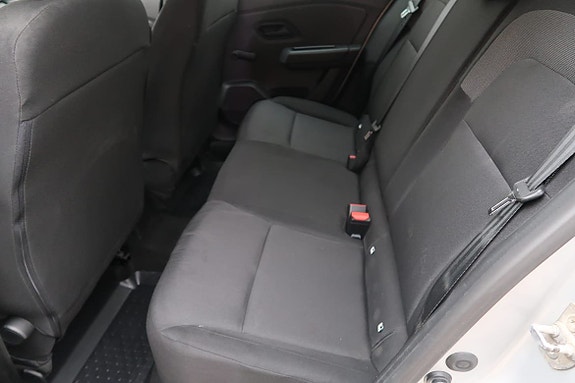 Dacia Sandero 5 of 13