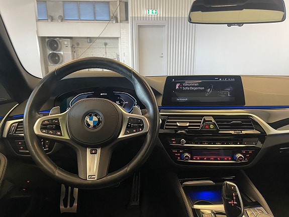 BMW 530e 11 of 18