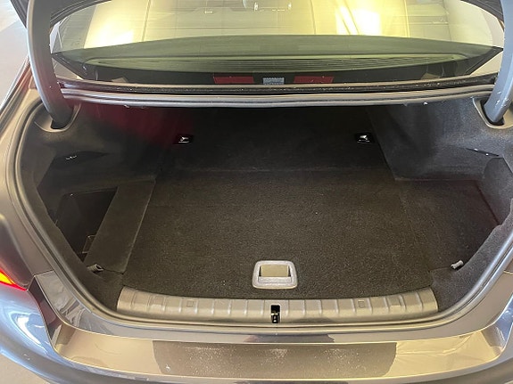 BMW 530e 6 of 18