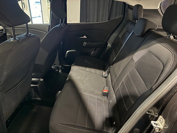 Dacia Sandero 7 of 12