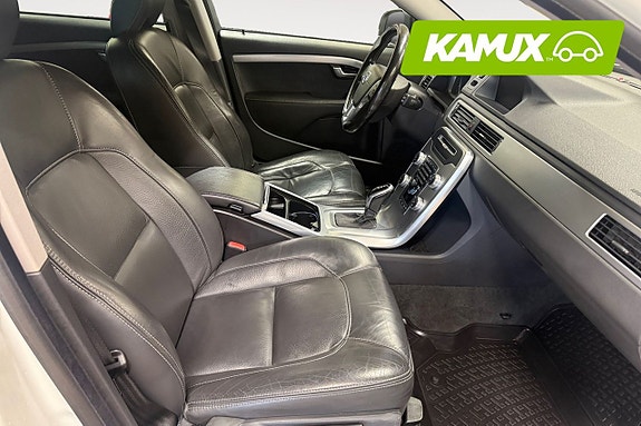 Volvo V70 13 of 22