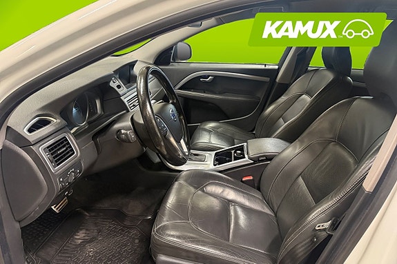 Volvo V70 8 of 22