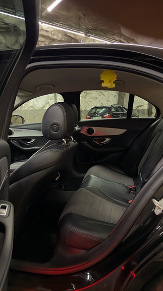Mercedes-Benz C220 d 8 of 11