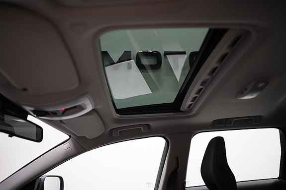 Volvo XC70 8 of 20