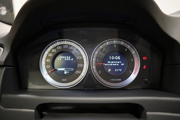 Volvo XC70 12 of 20
