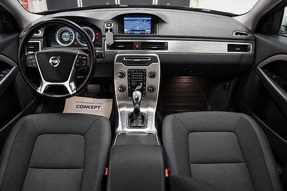 Volvo XC70 10 of 20