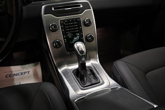 Volvo XC70 13 of 20