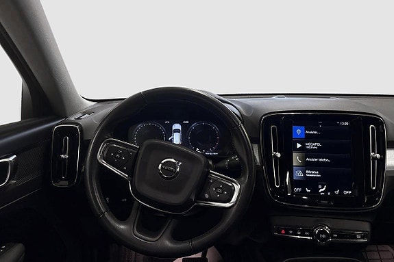 Volvo XC40 9 of 11