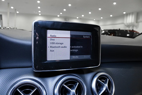 Mercedes-Benz A180 23 of 28
