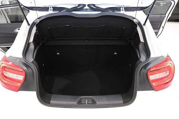 Mercedes-Benz A180 18 of 28