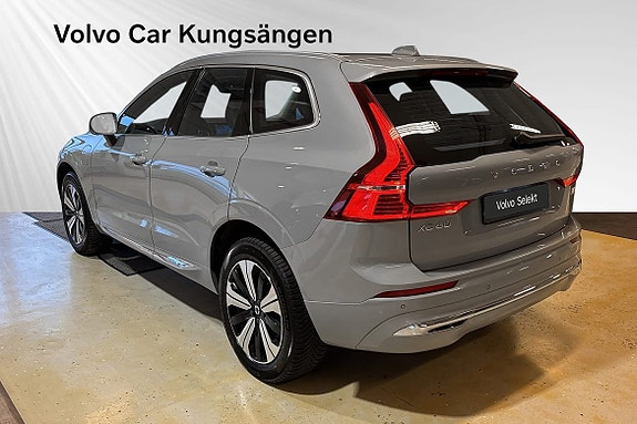 Volvo XC60 4 of 30