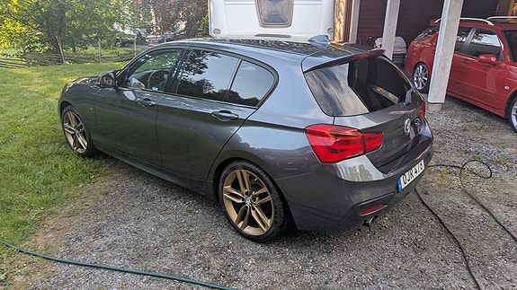 BMW 118d 6 of 8