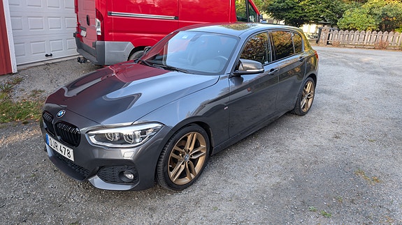 BMW 118d 3 of 8