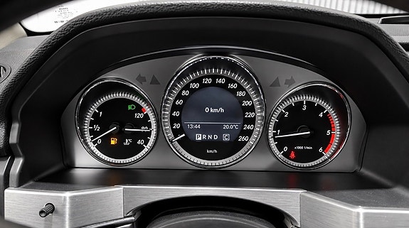 Mercedes-Benz GLK220 29 of 29