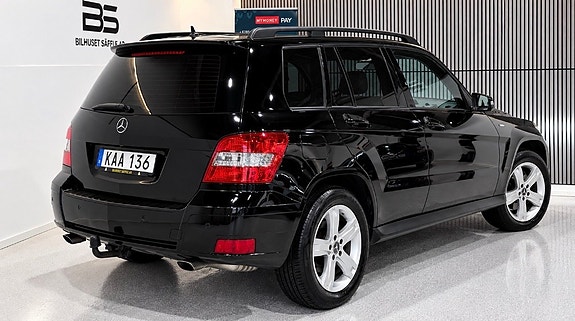 Mercedes-Benz GLK220 8 of 29