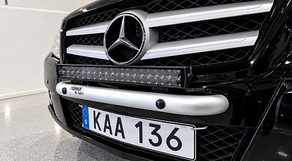 Mercedes-Benz GLK220 7 of 29