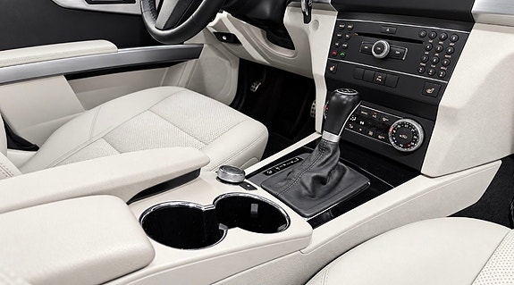 Mercedes-Benz GLK220 18 of 29