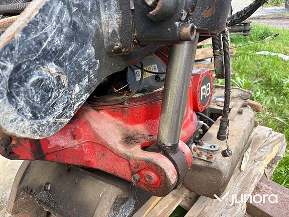 Tiltrotator Rototilt R8 med RG900 grip B27 12 of 22