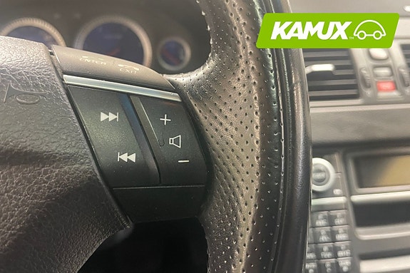 Volvo XC90 18 of 20