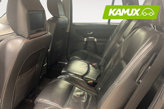 Volvo XC90 14 of 20