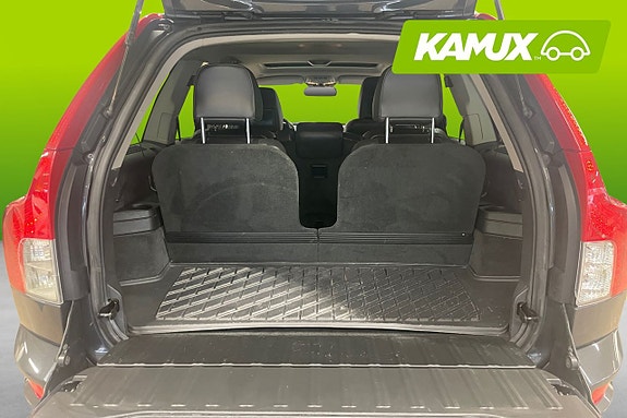 Volvo XC90 16 of 20