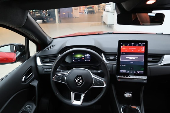 Renault Captur 6 of 13