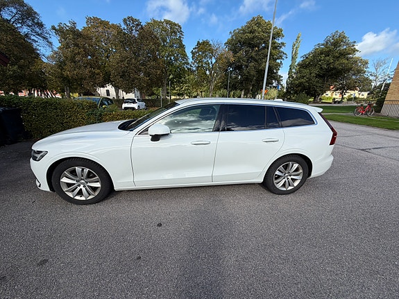 Volvo V60 4 of 7