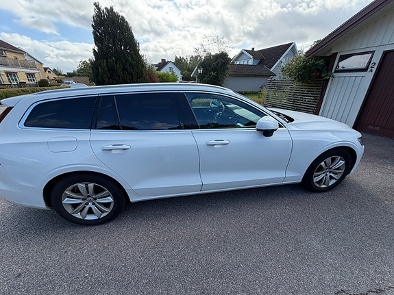 Volvo V60 3 of 7