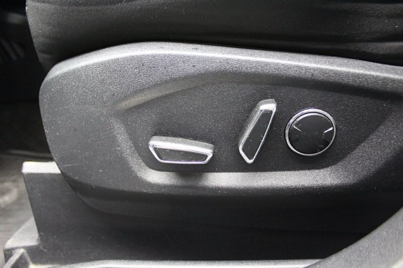 Ford S-MAX 11 of 28