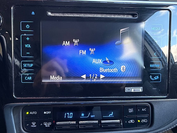 Toyota Auris 9 of 12