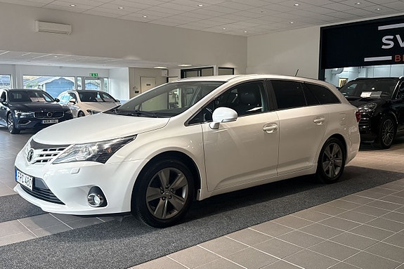 Toyota Avensis 6 of 22