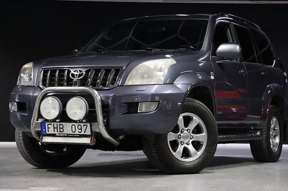 Toyota Land Cruiser 4 of 26