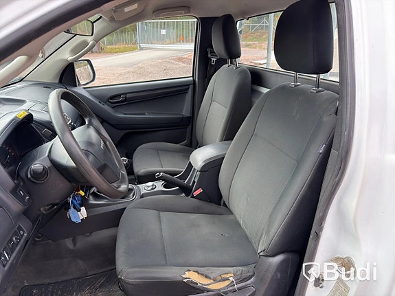 Isuzu Isuzu D-Max 25 of 27