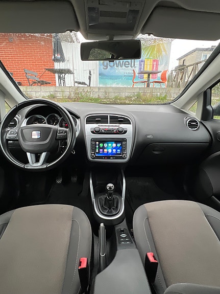 Seat Altea XL 3 of 5