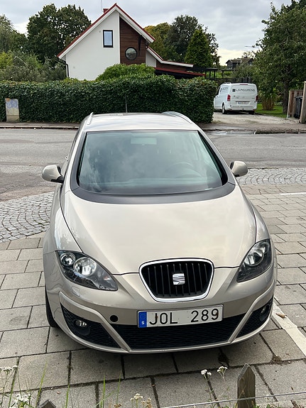 Seat Altea XL 2 of 5