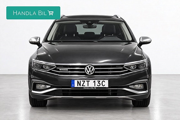 Volkswagen Passat Alltrack 3 of 21
