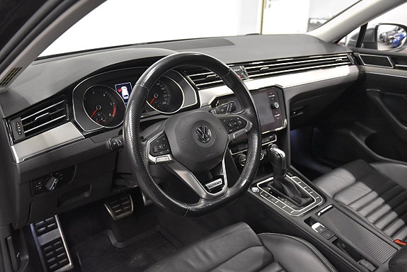 Volkswagen Passat Alltrack 8 of 21
